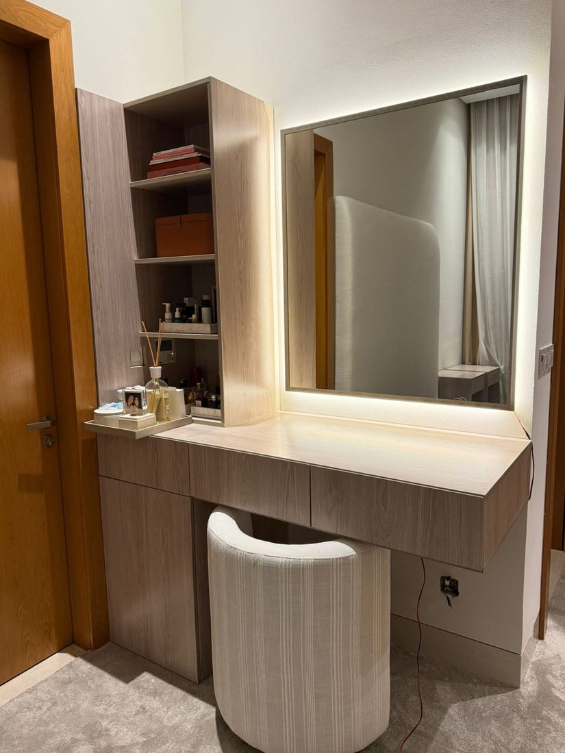 Fitted wardrobe and dressing unit in Dubai